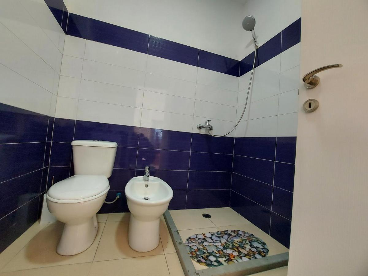 Bral Apartment 7 - Two-Bedroom With Seaview Durrës Exteriör bild