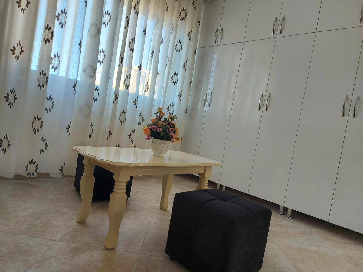 Bral Apartment 7 - Two-Bedroom With Seaview Durrës Exteriör bild