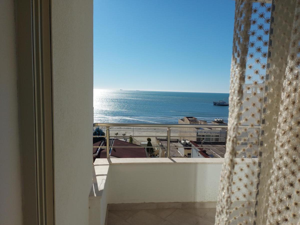 Bral Apartment 7 - Two-Bedroom With Seaview Durrës Exteriör bild