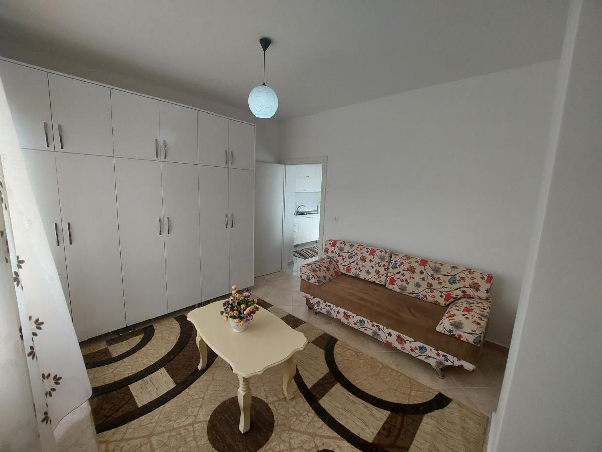 Bral Apartment 7 - Two-Bedroom With Seaview Durrës Exteriör bild